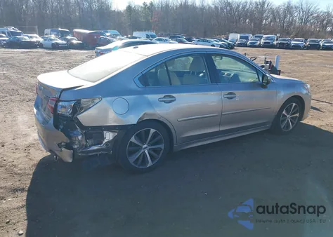 2015 Subaru Legacy 3.6R Limited z USA, uszkodzony, nr VIN 4S3BNEN64F3065090